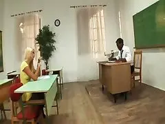 Учитель выебал свою студентку